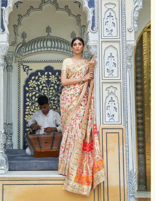 SWORNOF Woven Bollywood Pure Cotton Saree