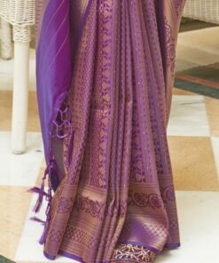 Ratnavati Embellished Kanjivaram Silk Blend Saree